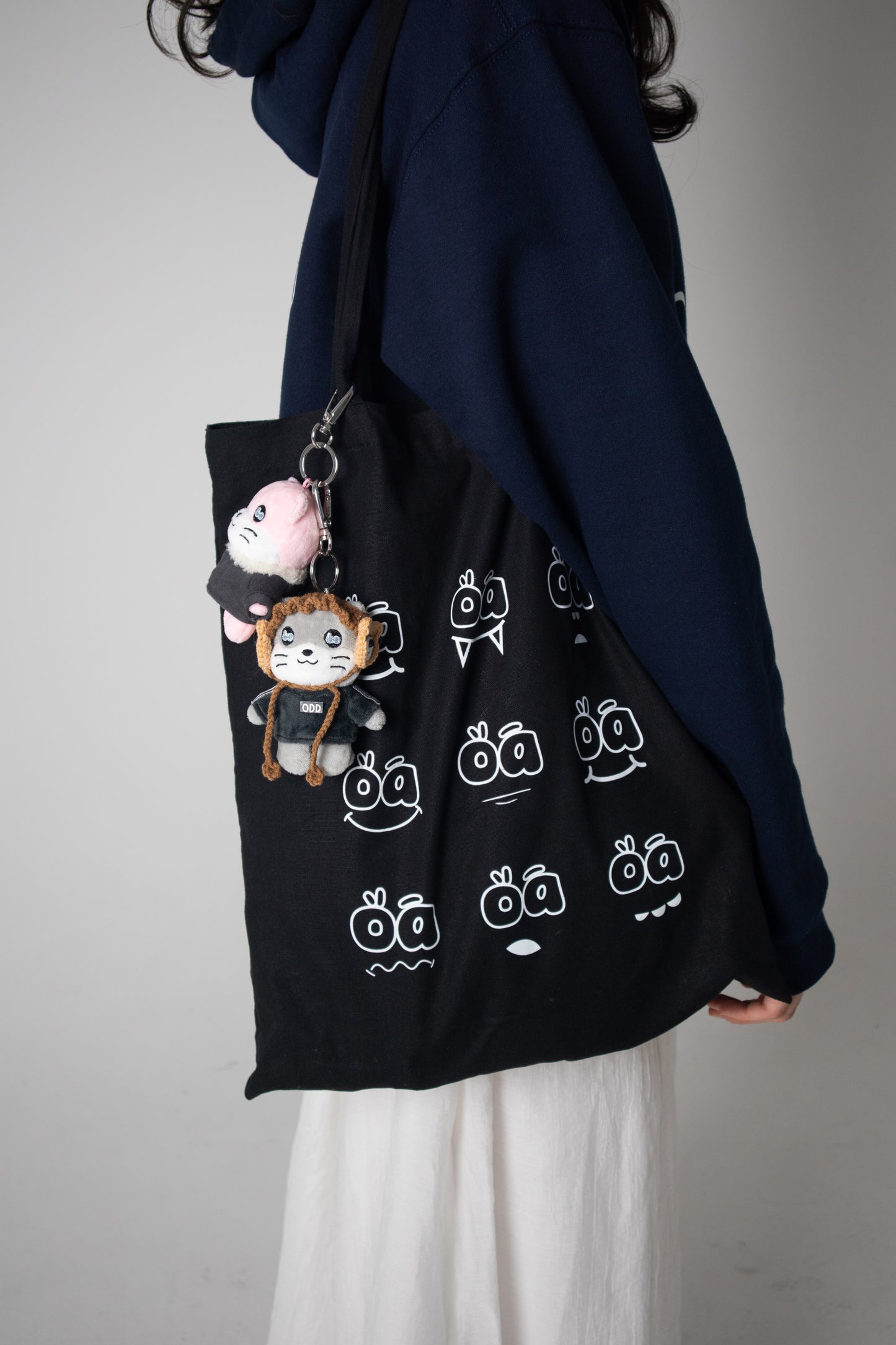 "ODD FACES" TOTE